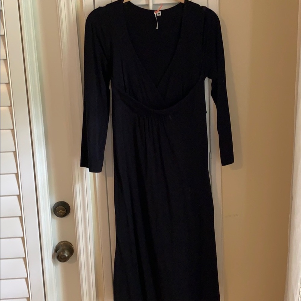 Black fitted dress